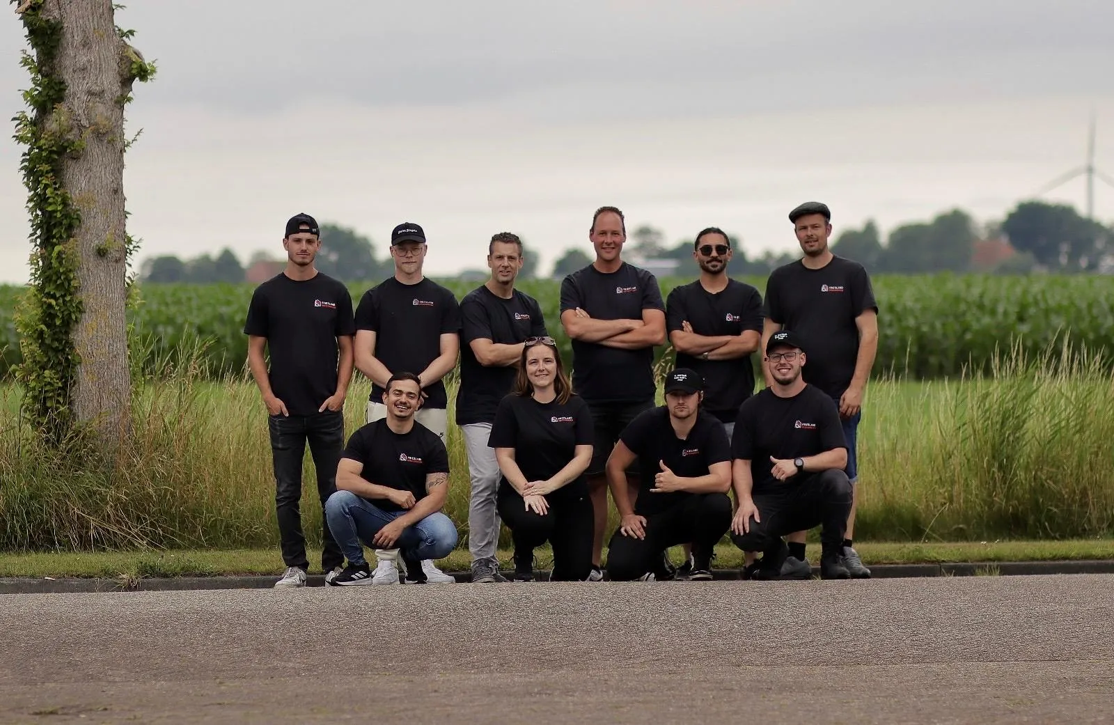 Groepsfoto tijdens een evenement in Friesland door MVDBmedia